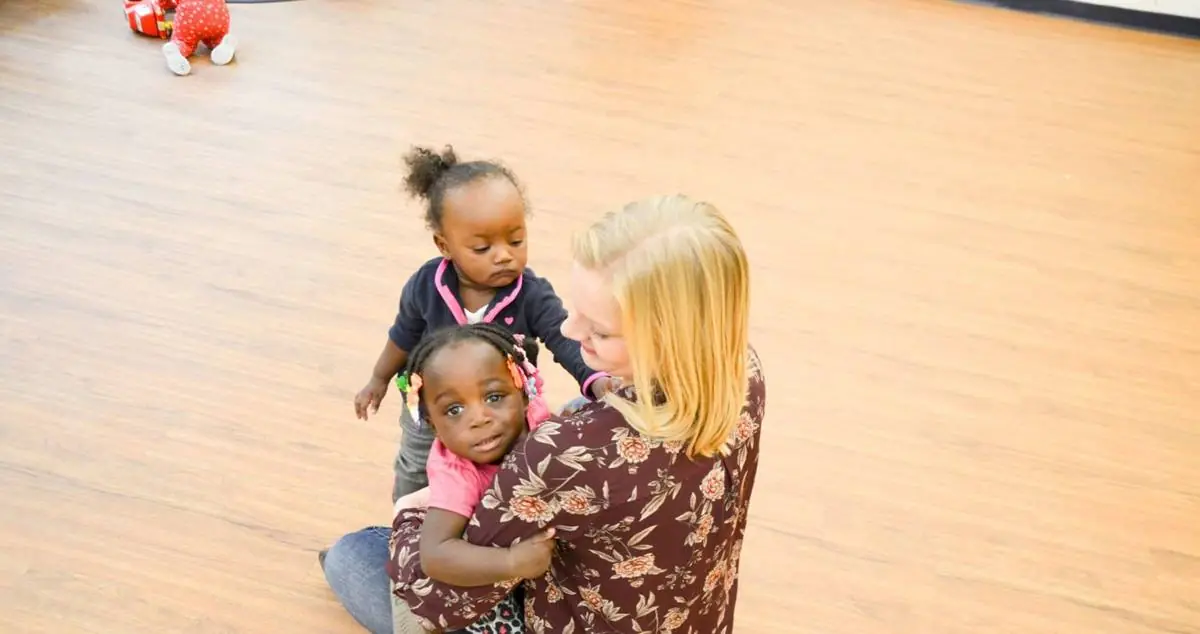 Singing Along with Shari-Horizons For Homeless Children